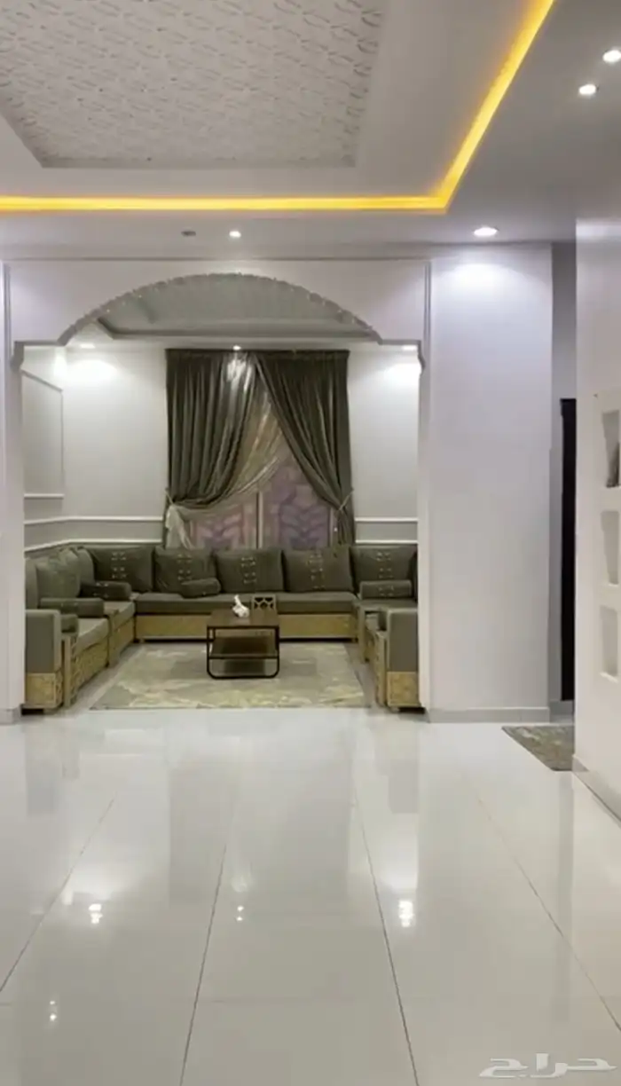 فيلا مؤثثة للإيجار بحي الرمال الذهبي 13