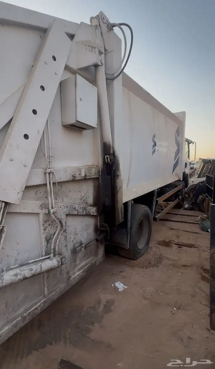 ايسوزو لوري شاص 2014 2