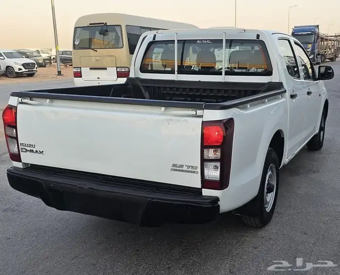 ايسوزو ديماكس 2022 غمارتين 5