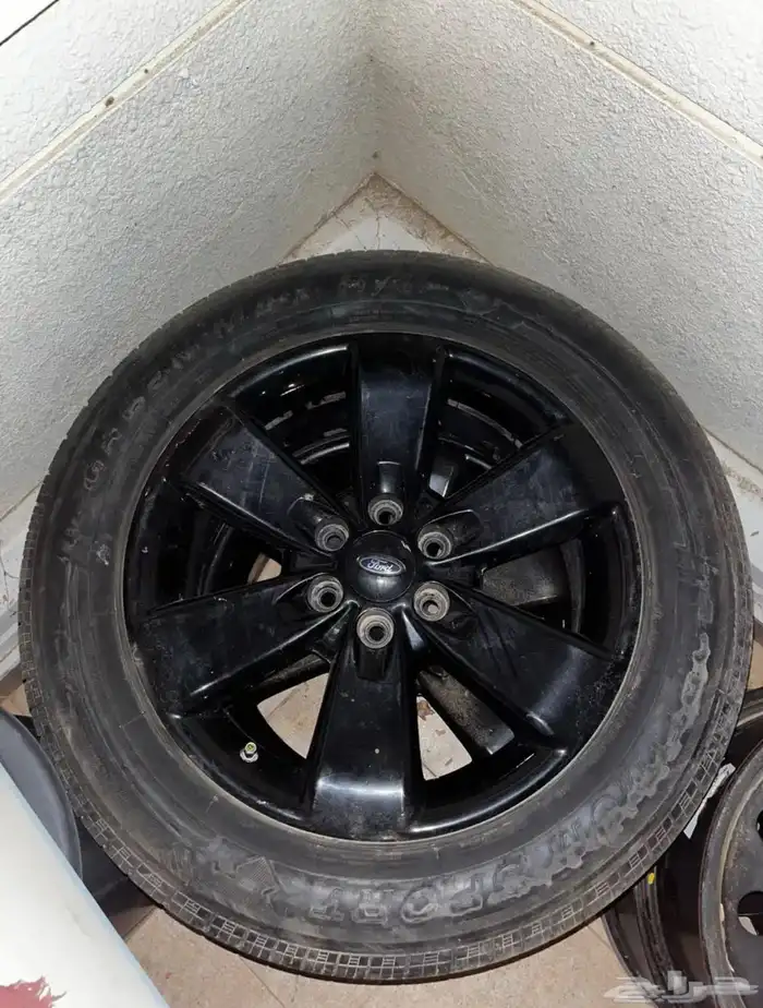 للبيع جنوط F150 FX موديل 2013 اسود 0