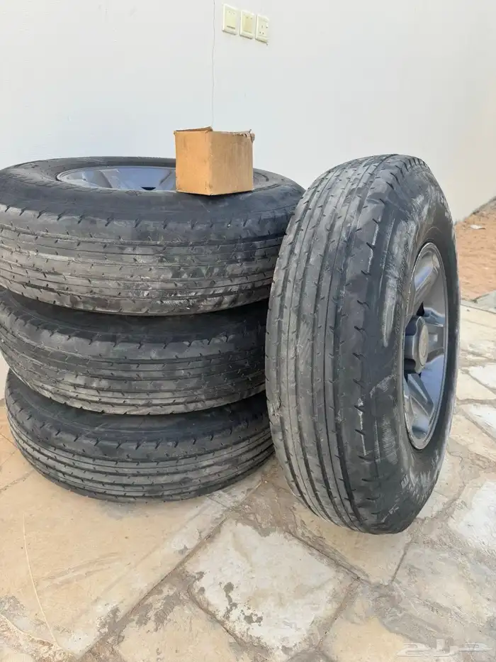للبيع كفرات وادراج شاص 1
