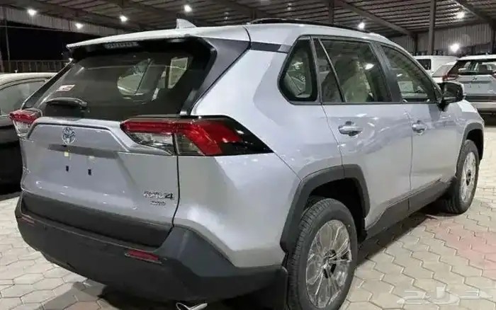 تويوتا واف فور xle نص فل 2025 كاش واقساط 2