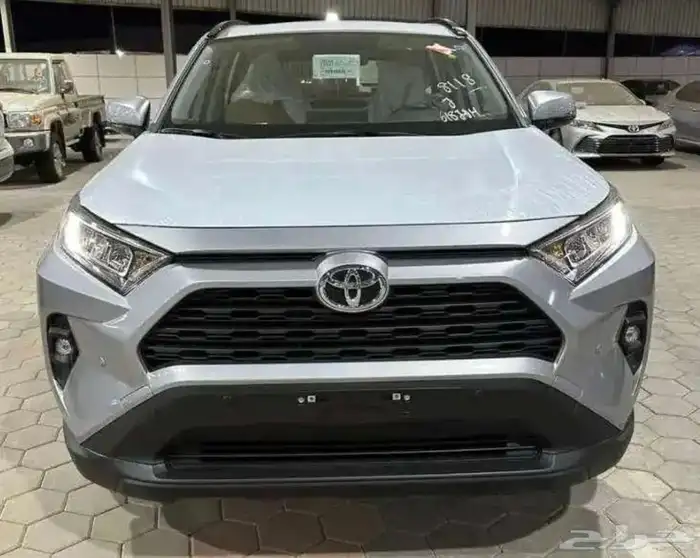 تويوتا واف فور xle نص فل 2025 كاش واقساط 0