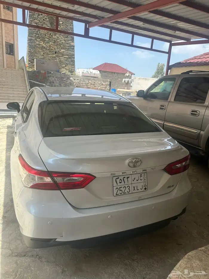 للبيع كامري 2020 GLE بنزين 0