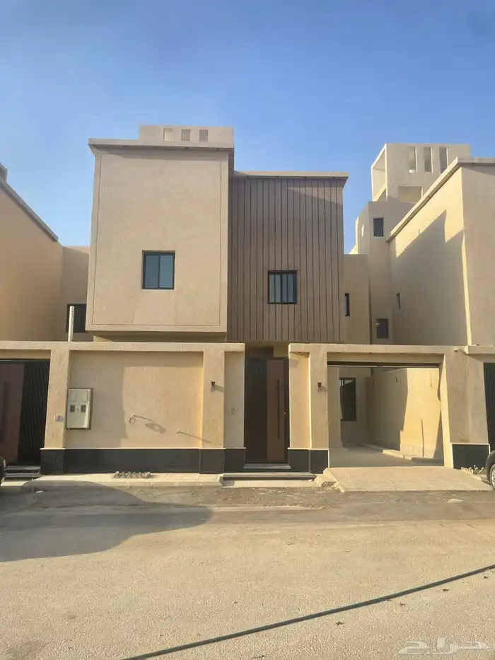 فله فاخره للايجار بحي البيان 0