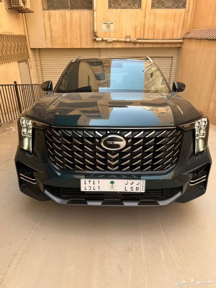 سيارة ماركة جي إي سي لون اخضر نصيفه جدا ممتازه 5