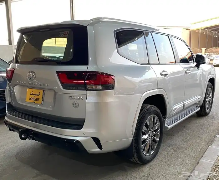تويوتا لاندكروزر موديل 2023 6