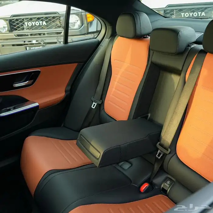 مرسيدس C200 AMG اصفار 2025 خليجي 7