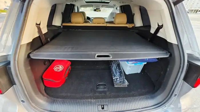 2023 MG RX8 4x4 - Luxury (Full option) 9