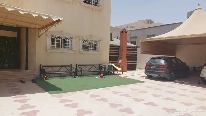 فيلا للبيع بالقرب من محطة مترو طريق المدينة حي العريجاء 6