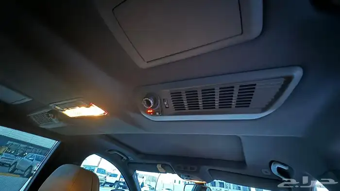 BMW 750LI نظيف ممشى قليل 12