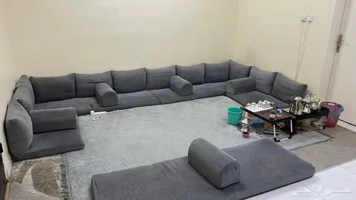 الثاث 0