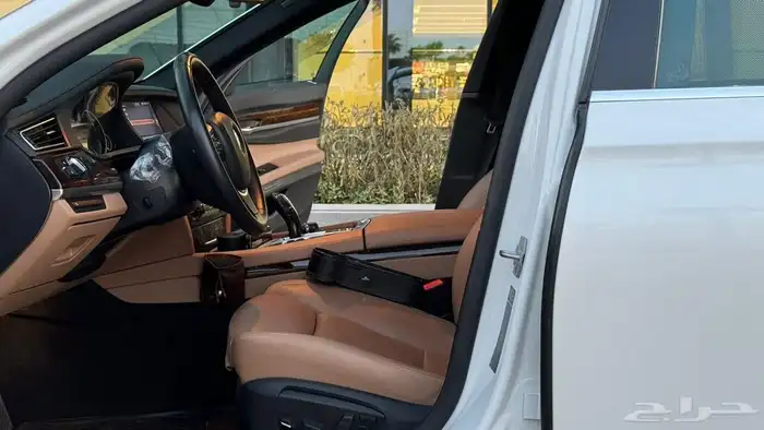 BMW 750LI نظيف ممشى قليل 21