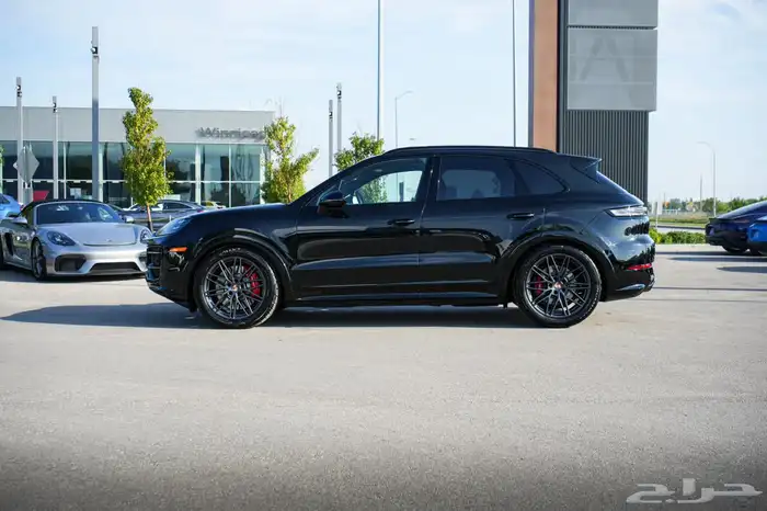 Porsche Cayenne GTS 2026 فل كامل جديد 1