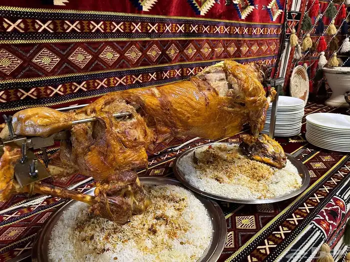 حفلات ومناسبات كوفي بريك بوفيهات غداء بوفيهات عشاء 13