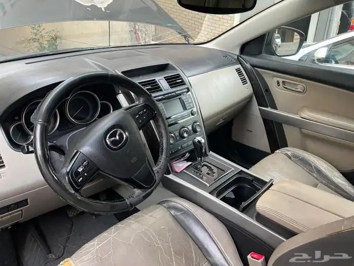 سيارة مازدا CX9 2010 ( نشب بها حريق) 7