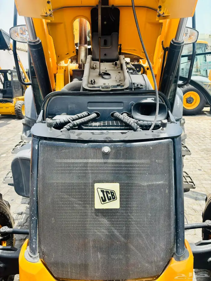2018 JCB 3cx Backhoe Loader 12
