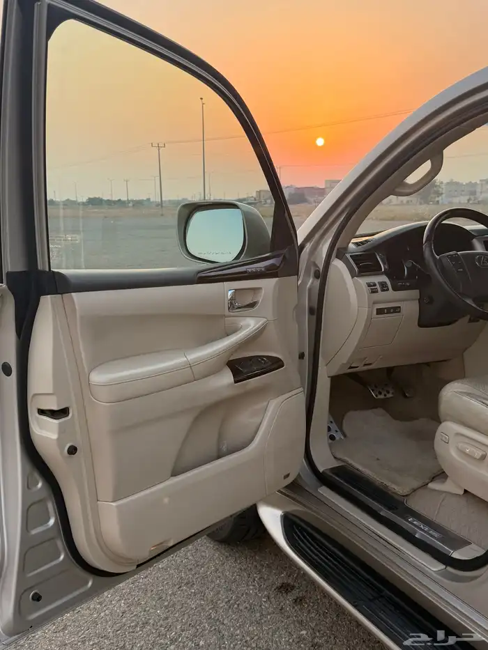 جيب لكززس LX570 2015 6