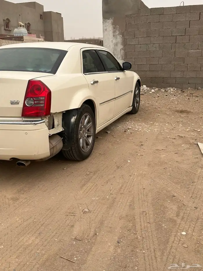 كرايزلر 2010 0