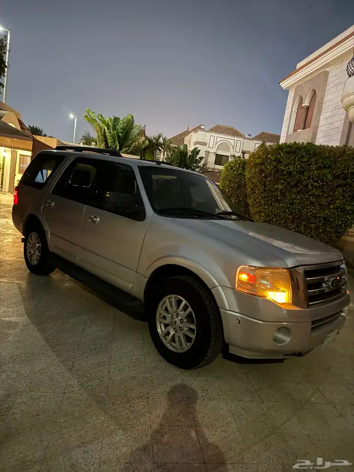 فورد اكسبيدشن 2011 1