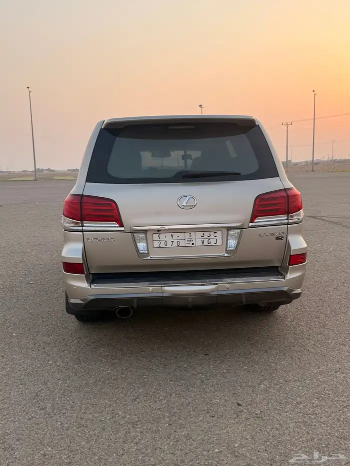 جيب لكززس LX570 2015 4
