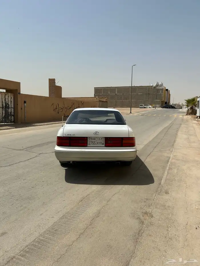 لكزس LS 400 1991 4