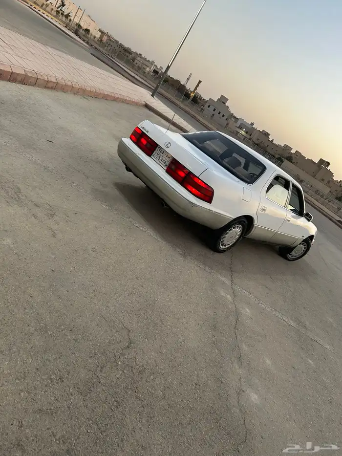 لكزس LS 400 1991 1