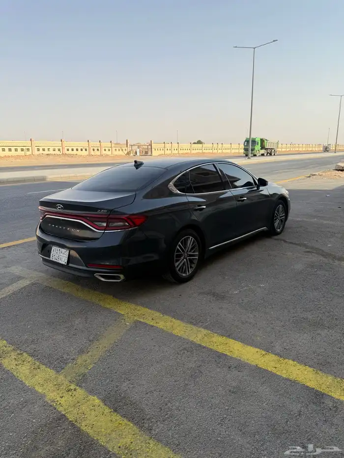 للبيع ازيرا ديزل 2018 محركات نظيف 2