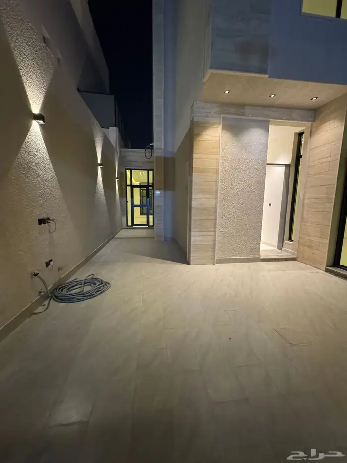 فيلا درج داخلي 0