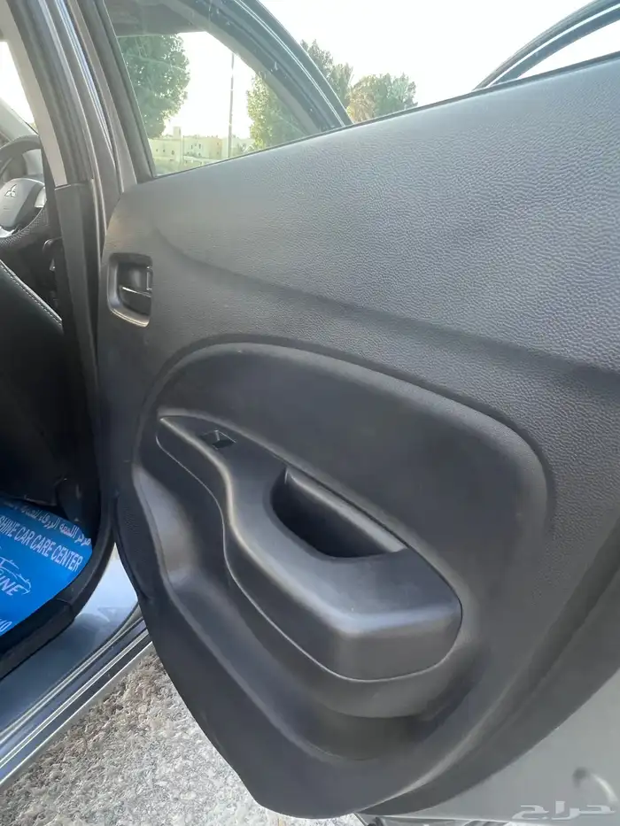 ميتسوبيشي سبيس ستار 19