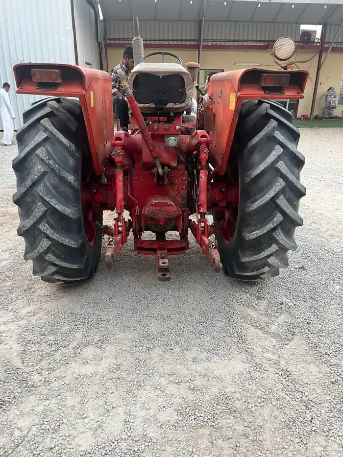 معرض مشرفه للمعدات الزراعيه 1