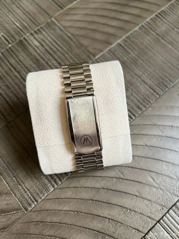 ساعة ويست اند الصفراء ( تم البيع ) 3