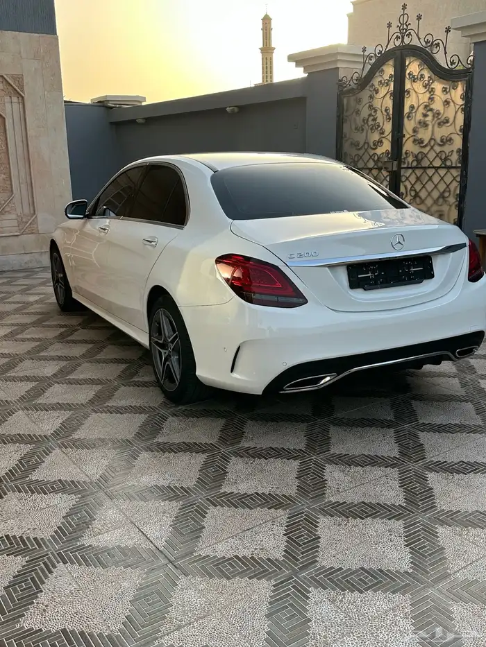مرسيدسc200 كوري 133 الف 2