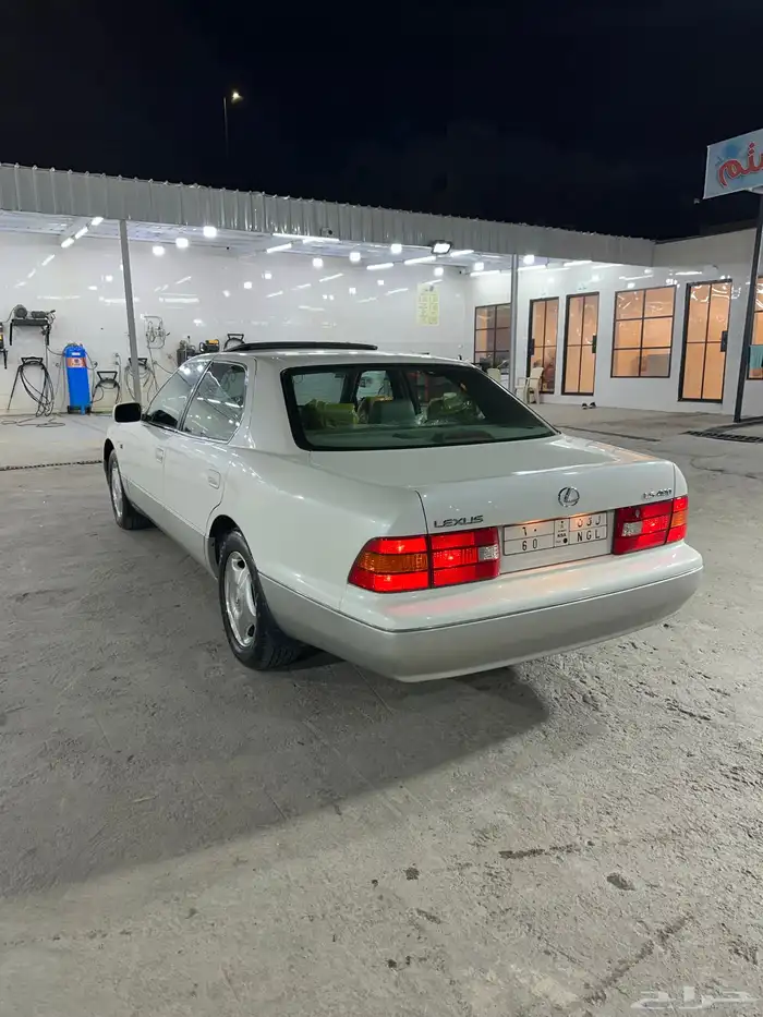 لكزس LS400 موديل 99 21