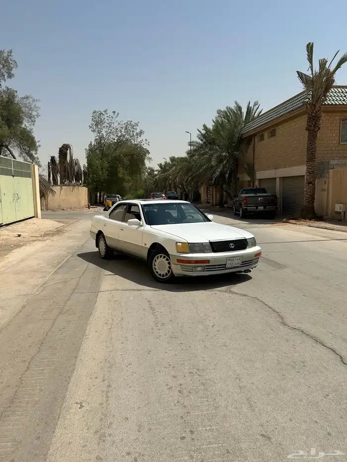لكزس LS 400 1991 3