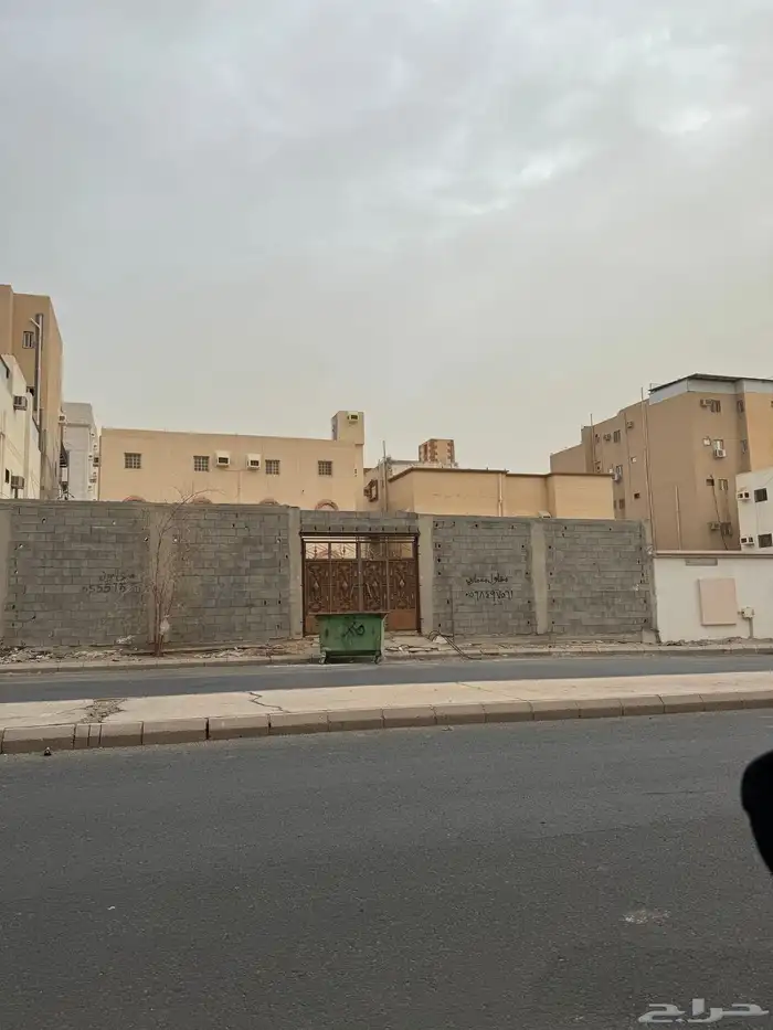 ارض للبيع 500م موقع مميز 0