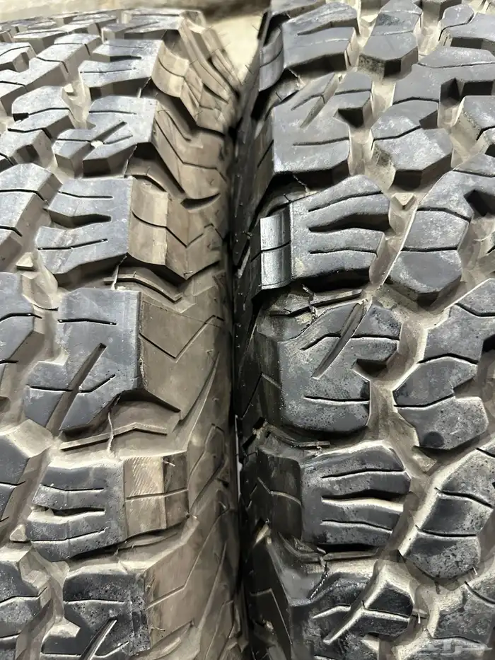 كفرات بي اف جودرتش نص حجري مقاس 265 70 17 3