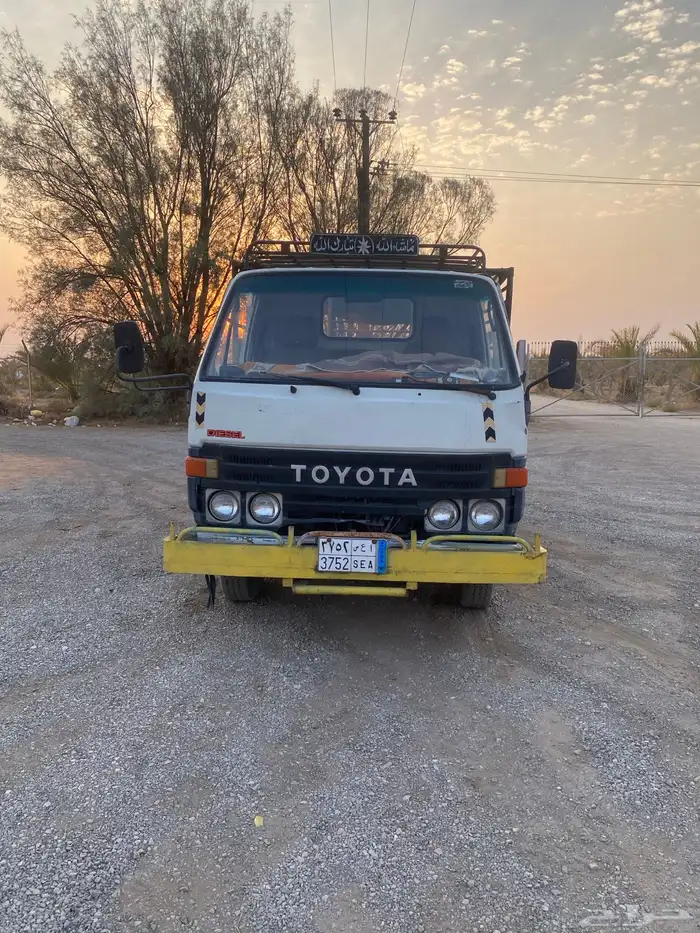 للبيع دينا تيوتا 1991 1