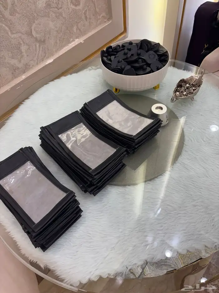 مفتشات جوالات جرابات منع التصوير سحب ارقام 1