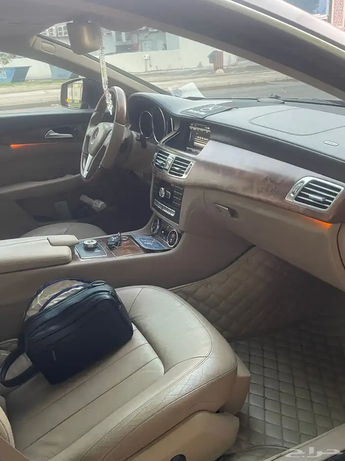 مرسيدس CLS350. 2013 9