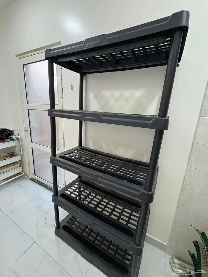 للبيع رفوف تخزين سليمه ولا فيها شي 0