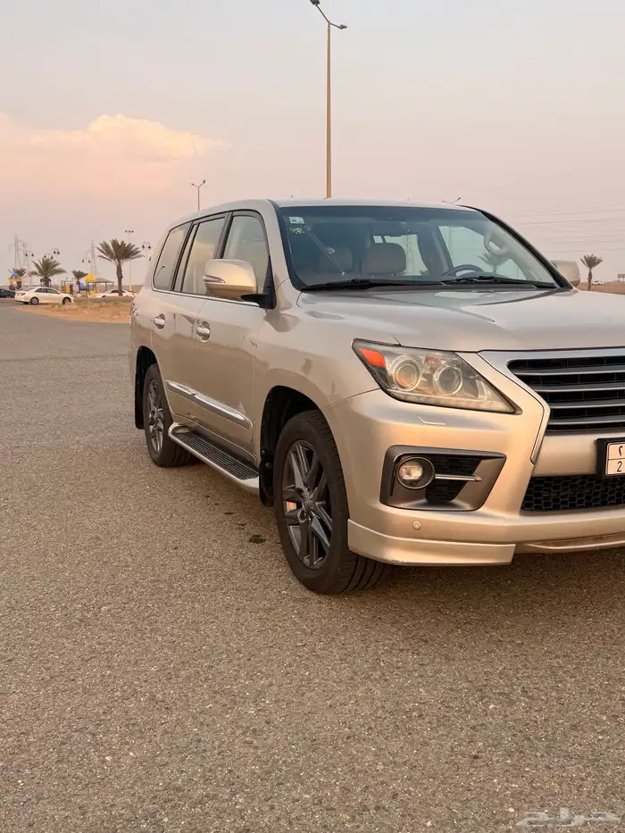 جيب لكززس LX570 2015 0