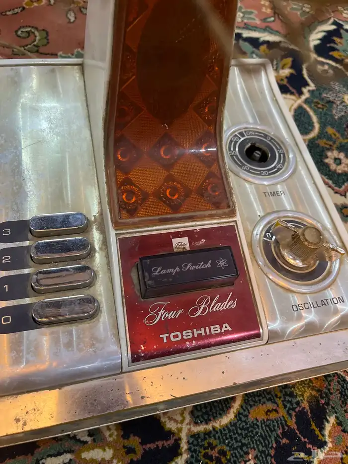 مروحة ام لمبه توشيبا 1