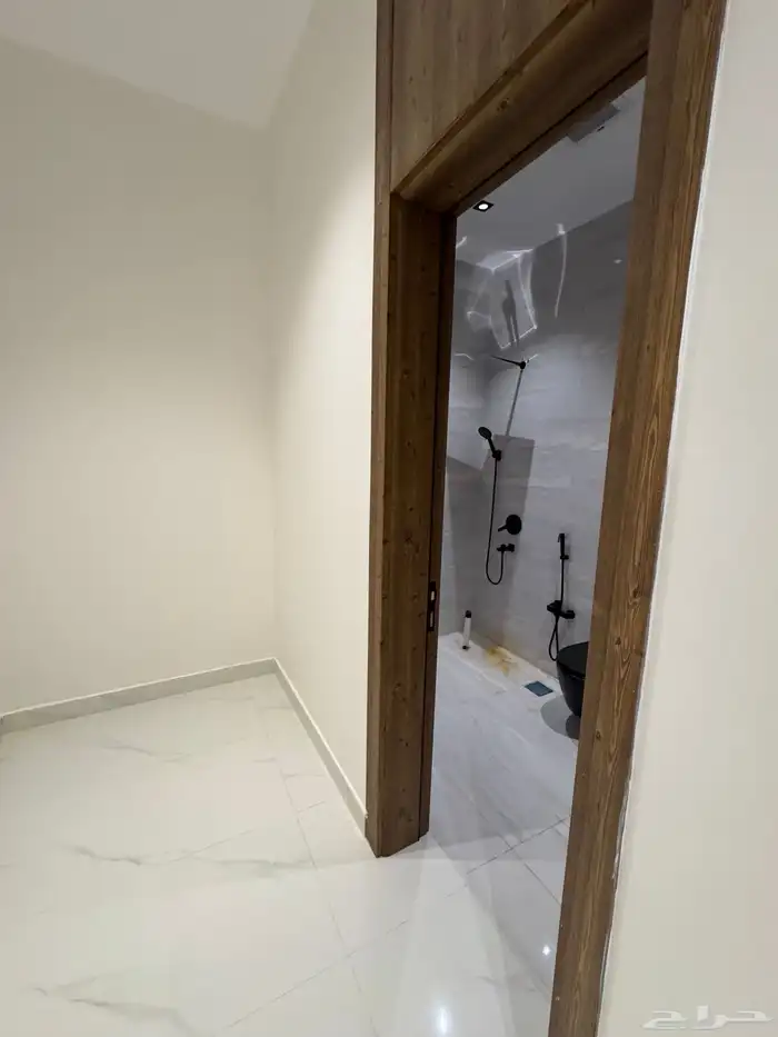 فيلا درج داخلي 13