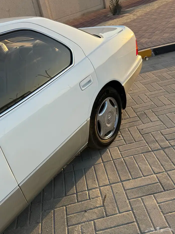 للبيع لكزس مديل 99 10