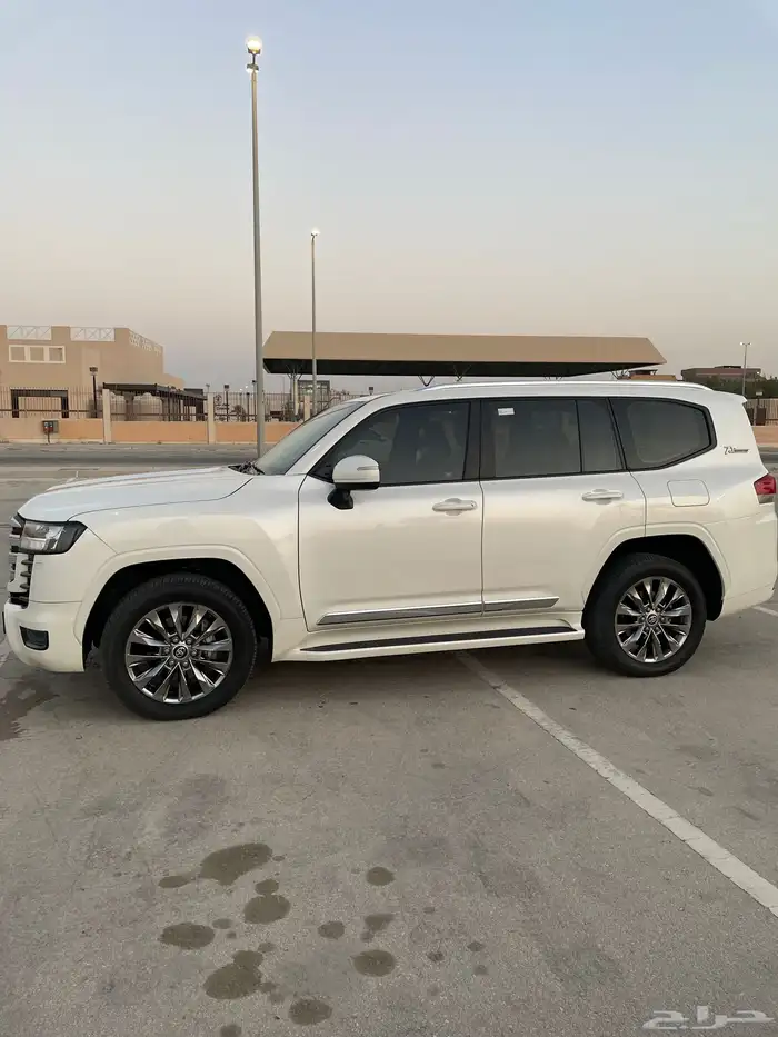 لاندكلوزر gxr 2022 L3 2