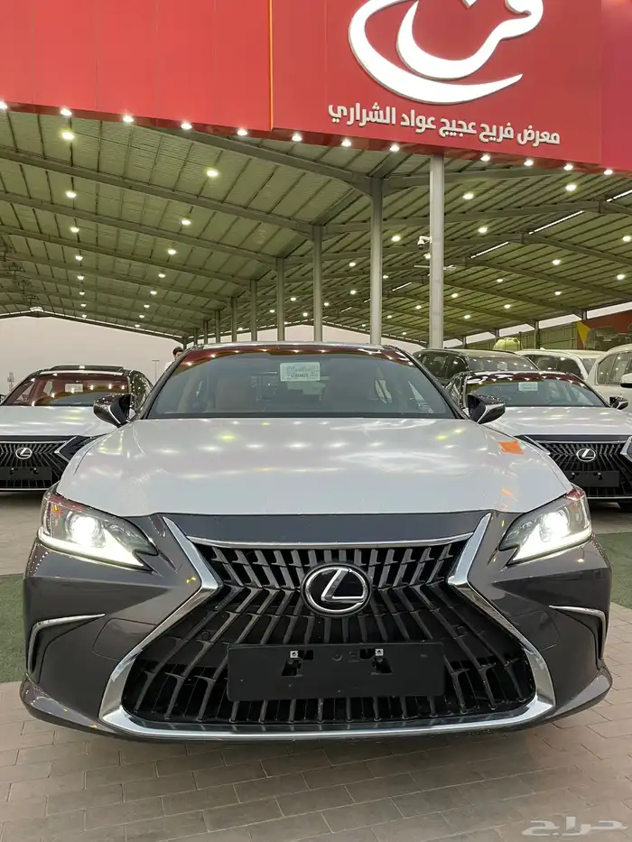 لكزسES250AA2025سعودي داخلي جملي(بنزين)2.5L 2