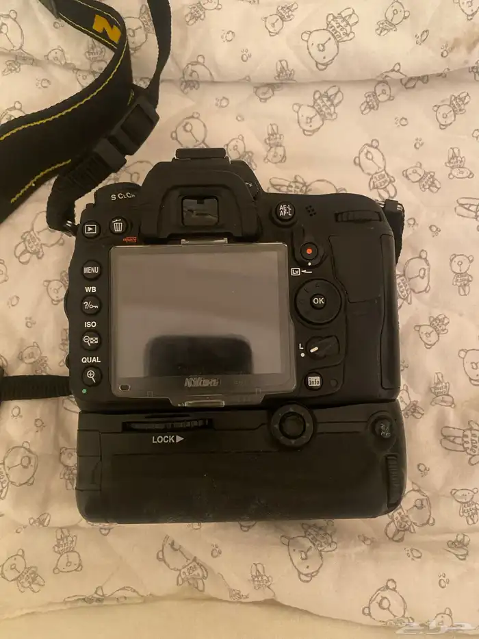 نيكون D7000 0