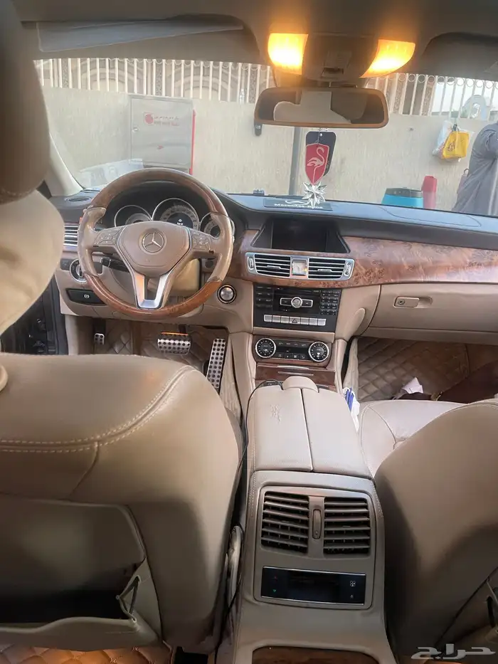 مرسيدس CLS350. 2013 30