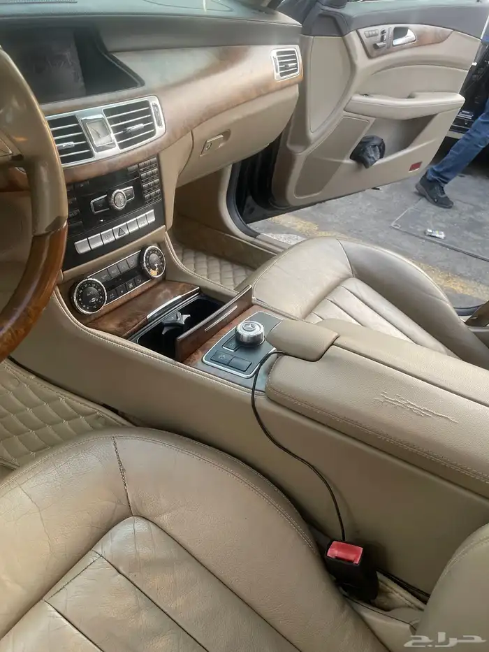 مرسيدس CLS350. 2013 25
